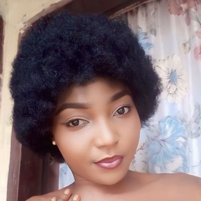 An extraordinary girl who love God enough to trust him. Merchandiser || Founder @NStores18855 || Ambivert || Gourmet || Chelsea FC💙⚽|| Scorpio ♏🦂