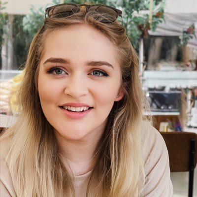 elisevictoriia's profile picture. Digital Marketing Consultant ✨