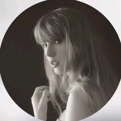 vero_pato20's profile picture. (𝐓𝐚𝐲𝐥𝐨𝐫'𝐬 𝐯𝐞𝐫𝐬𝐢𝐨𝐧)
Pablo y Taylor