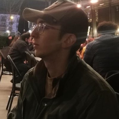 bsc student at turkish-german university in molecular biotechnolgy | interested in computational and structural biology | semi-pro theater actor