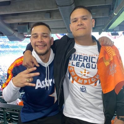 Just a couple of Bros making Money betting on sports. Become a Bro & Join our Discord. Founded by @CMGAuthentic & @TheChrisJacobo