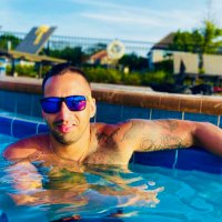 Rich (@ric_s1) 's Twitter Profile