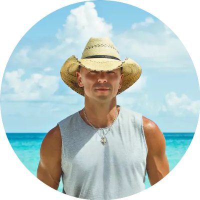 Kenny & crew here. Official profiles are 
@kennychesney
 
@noshoesnation
 
@bluechairbayrum
 & 
@noshoesradio
.  BORN, the new album, is out 3.29