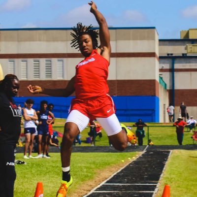 ATH//2025//20’2 LJ//44’10 TJ//24.33 200m//10.9 100m//strong work ethic//!state finalist!