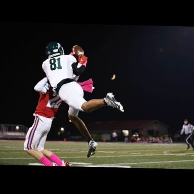 Vel Phillips Memorial HS| WR & TE | 6’5 200lbs | WIAA STATE TRIPLE JUMPER~44’3/4”| 3.18gpa | 3 sport varsity athlete | FILM⬇️| 📲(608)509-5688 |