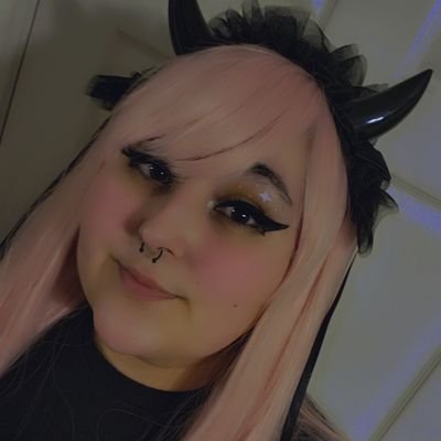 I love anime and horror and a sucker for cute things. Started an onlyfans its the same as my twitter.