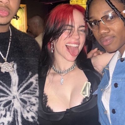 halleyscumet's profile picture. 