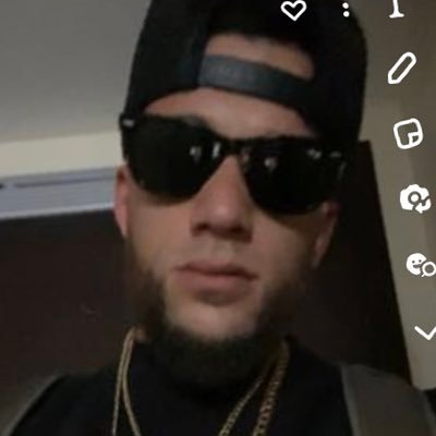 JosephAvil11316's profile picture. 