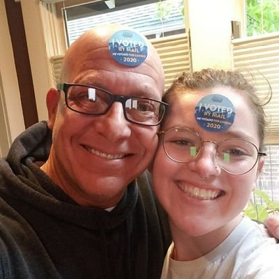 @srv.bsky.social
Unabashed liberal Democrat, proud pop & resister of all that is Trump #blacklivesmatter • there is no GOP only Zuul • PRO CHOICE ❄