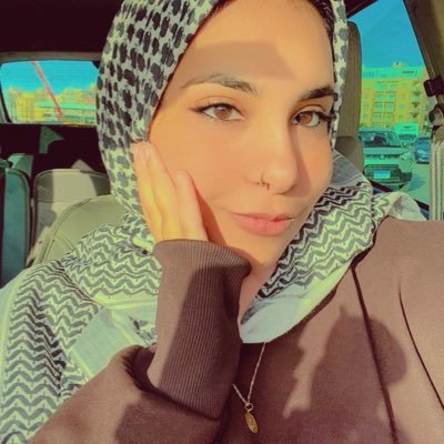 وَاللَّهُ يَعْلَمُ وَأَنتُمْ لَا تَعْلَمُونَ💖.