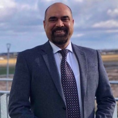 realtorshahzad_'s profile picture. Passionate realtor 🏡 dedicated to turning dreams into keys, expertly navigating the real estate journey with a personalized touch. 🗝️📱+1 416-571-4303