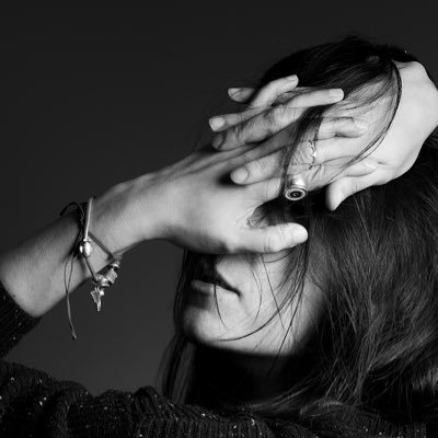 dianuska's profile picture. Aquí escribo cualquier cosa pero soy: Photographer - Artist - Director - Dreamer