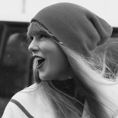 TaytayloverWI's profile picture. Taytay fan account based in WI🧀 Since Red world tour 2014♥️ Saitama🇯🇵🏯 ✈️Next Eras → Indianapolis 2024 N2+N3🏎️✨テイラーファン垢作りました。