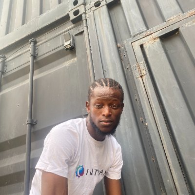 Lil_phemy's profile picture. Front-end developer || Budding Economist || Technologist 💻||  BasketBall || Rap 🎧 || #100daysofcode || #reactdeveloper || #buildinginpublic #buildinpublic