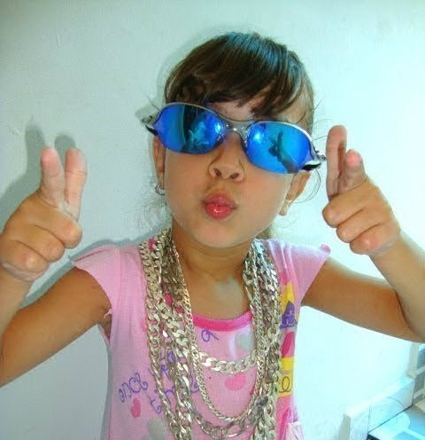 Srtª Espeto !  Familia Troll Semp. s2*
criado 14.01.12