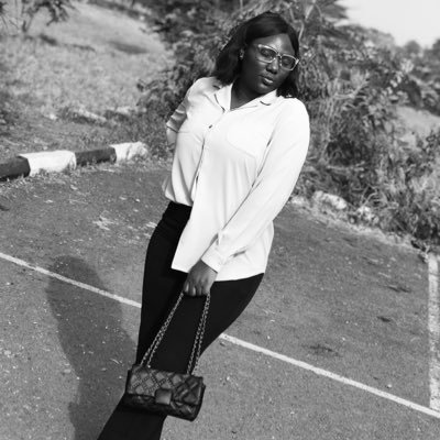 Agro-prenuer/UNN Alumni //Ambivert//Farmer with swag///Book lover❤️/// what would the world become without books 📖🤍// Be kind☺️//catholic