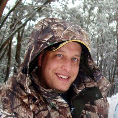 Aussie bloke that does Aussie bloke things
Bbq, Smoking meats, 4wding, camping, fishing, boating, drinking, gaming,hunting,working on cars...you get the drift.