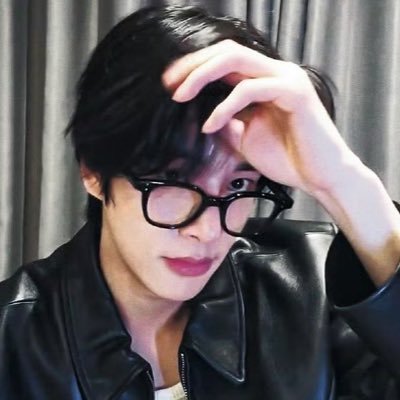 𝗶𝗻 𝗺𝘆 𝗱𝗲𝗲𝗽𝗲𝘀𝘁 𝗵𝗲𝗮𝗿𝘁 𝗰𝗵𝗮𝗺𝗯𝗲𝗿 𝟱 𝗵𝗮𝘀 𝗴𝗿𝗼𝘄𝗻 :¨·.·¨: `·.. ʚĭɞ