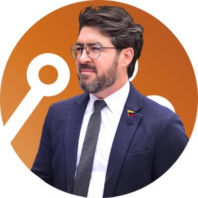 Candidato Presidencial para las elecciones del próximo 28 de julio de 2024 por el partido político 🫓 AREPA digital.
