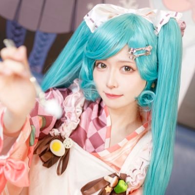 みつまいです。ただの初音ミクのオタクです。たまに初音ミクのコスプレしてます。ちいかわモモンガ/黒執事/ノイエ銀英伝も好き。日常@honey_berry39