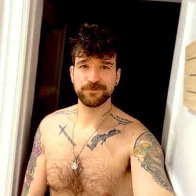 NSFW 18+ • I make stuff you might have seen on T.V. & get naked on the internet 🤷🏻‍♂️ • Geeky Gaymer 🕹️• FX builder 🎥 🎞️ 🛠️ 🎨 🇨🇦 • Canadian Down Under