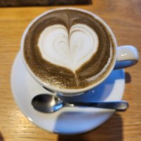 丸み (@kawaitagomi) Twitter profile photo