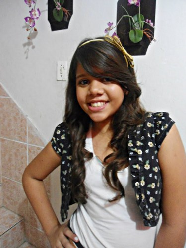 tamiresrosendo's profile picture. Discipula de Jesus,filha,irmã, errando muito acertando às vezes e tentando fazer a minha parte. Viver é para os comuns eu fasso históriahaha'