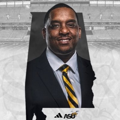 Offensive Coordinator/ QB Coach @ Alabama State University…. 4X Celebration Bowl Champion🏆Bill Walsh Diversity Fellowship- Washington Football Team