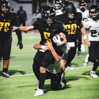 2027 | 3 Sport ATH | Parkland HS #5 | 5'5 140 lbs. | 3.9 GPA, Early College| Email: 5krys.tinez@gmail.com