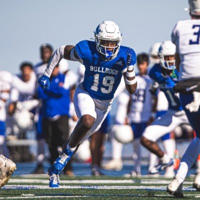 🇳🇬 College of San Mateo🏈 True Freshman 6’4 230 EDGE 18y/o Full Qualifier NCAA ID# 2211727572