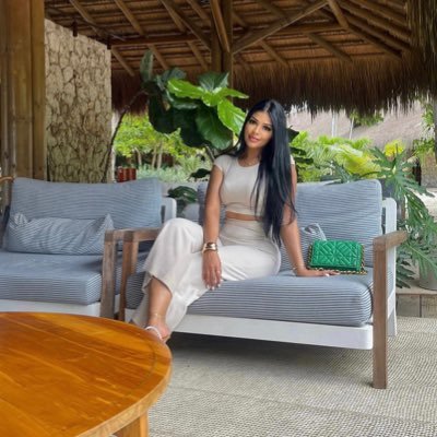 nikkieee8's profile picture. 🐱