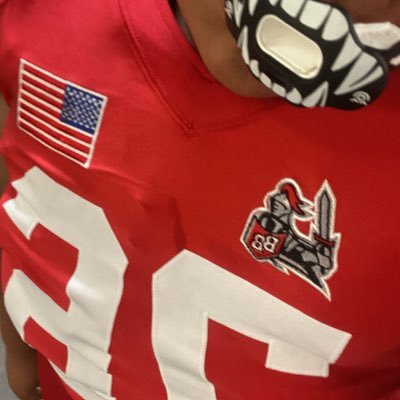 Class of 2025 | 5’11 275lbs | C/DT Email: Jayceonwilliams101106@gmail.com #8483332561