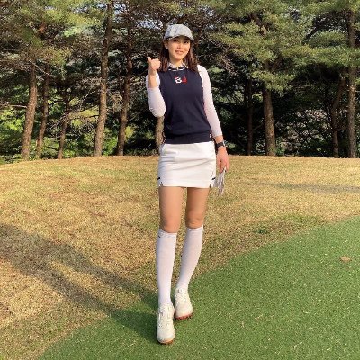 cyhhun56287's profile picture. Founder of Angel Capi
I seek not only success, but also influence. Wealth is the power behind me, and charity is the warmth of my heart.