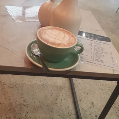 eli_uriyo's profile picture. 