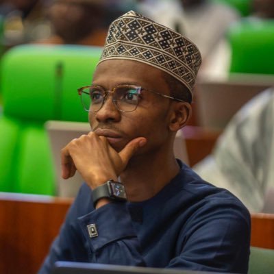 Allah First,
Fam Ova Everting,
Last Born,
Mum's Pet🥰
Royal Blood.
Special assistant on media to @B_ELRUFAI.