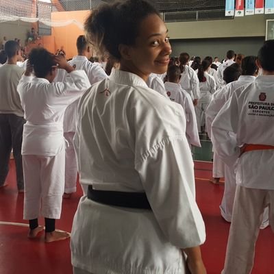 🐻♓1988 Karate Shotokan black belt. Visual Artist. Nerd. 日本語, English, Portugues. Instagram: https://t.co/D0yL4ypfly