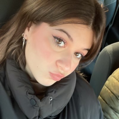 doctvrstrvnge's profile picture. dylan ø fan