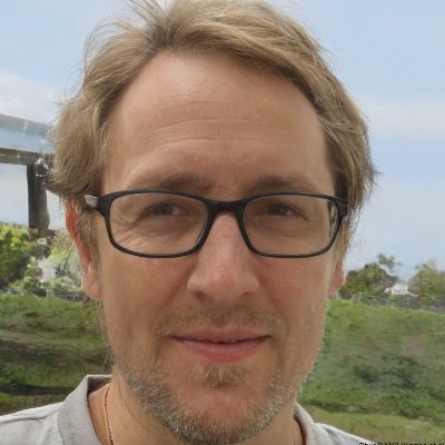 tech_bros_suck's profile picture. Exposing tech bro grifters and scammers.

DMs open, send me tips