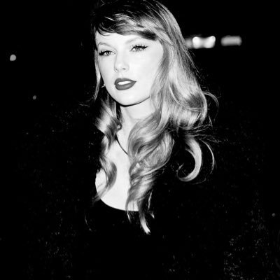 torturxdpoetss's profile picture. rwylm no1 fan, swiftie, eras tour 19/8/24