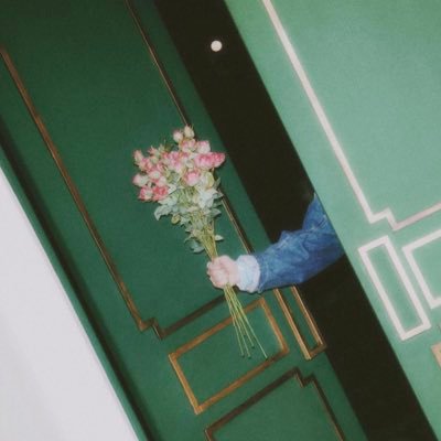 usahatrsyuk's profile picture. lagi usaha