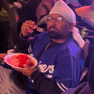 isthisjag's profile picture. i'm made of memories🥀