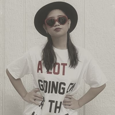 CheskaSebastian's profile picture. spinning in my highest heels, love