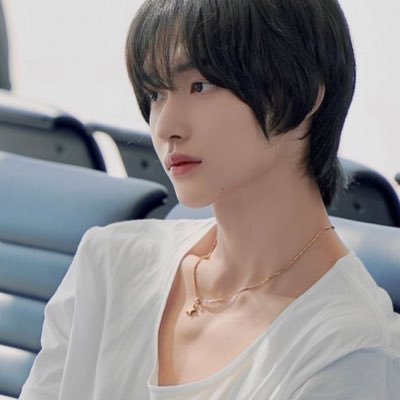 0320jpgz's profile picture. 