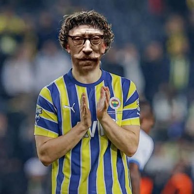 Sahada, masada, sosyal medyada GÜÇLÜ FENERBAHÇE!