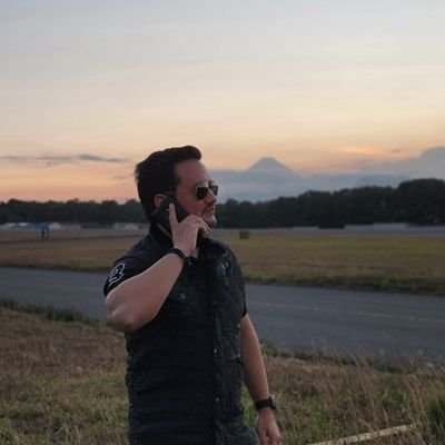 Jean Paul Berger -
Piloto estudiante
Fotografía -
Montañismo -
Solo pasarla bien