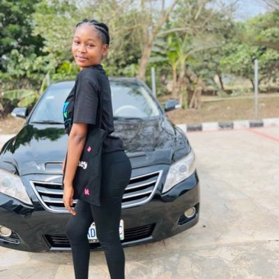 perry_unusual's profile picture. Perry