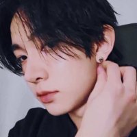 Urye(@urye1015) 's Twitter Profile Photo