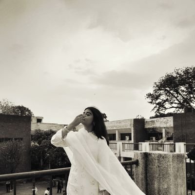 Aqsasarchive123's profile picture. AIMC 27'
Life is simply complex.