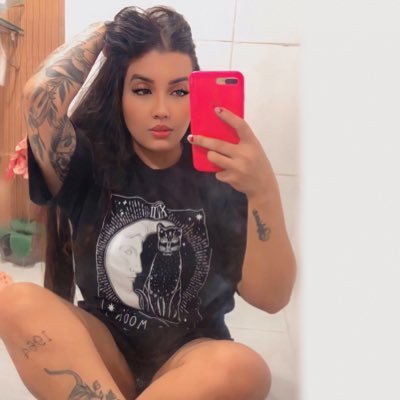 ✨capricorniana com ascendente em leão, lua em áries, vênus em escorpião✨