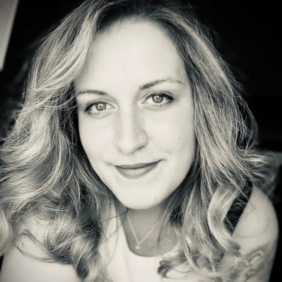 PlakkaNera's profile picture. Miagolo molto.